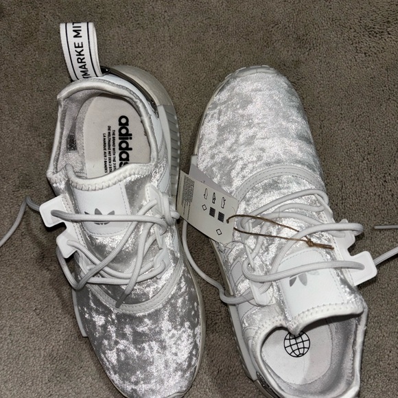 Adidas nmd - Picture 5 of 8